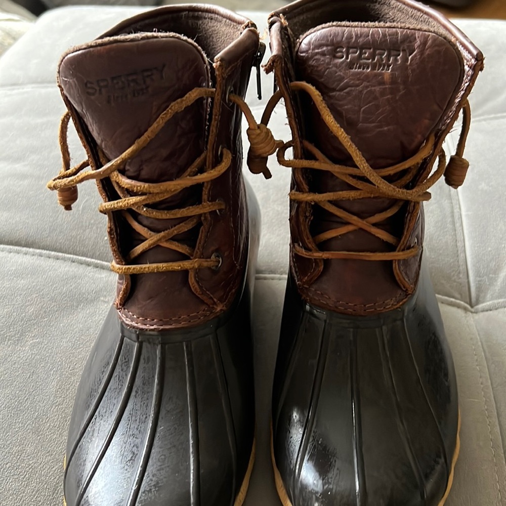 Women’s Sperry boots size 8.5